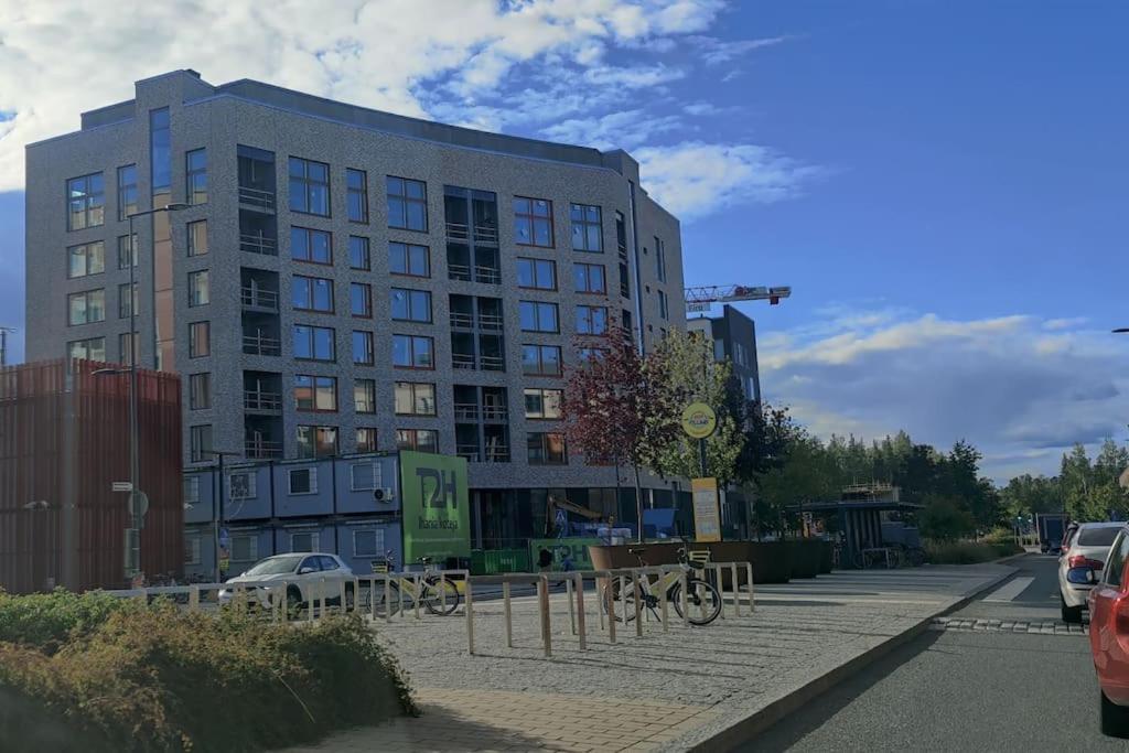 New Studio Cherry Near Helsinki Airport In Kivistoe Вантаа Экстерьер фото